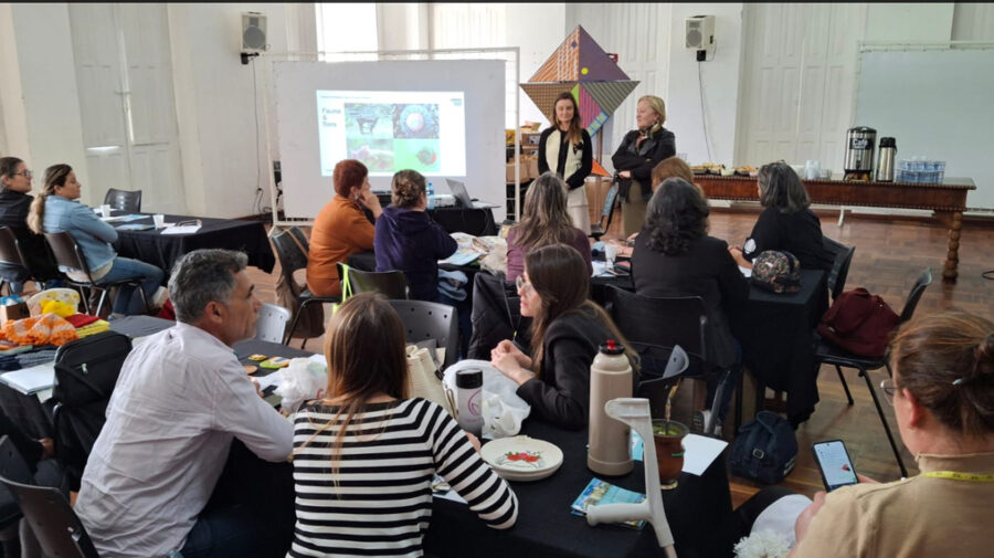 Artesãos de Rio Grande participam de curso de qualificação em design